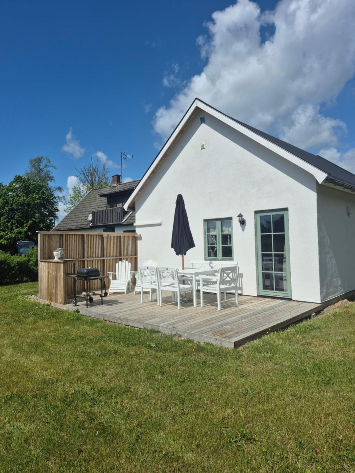 Litet Hus I Mysig By Naera Havet Villa Ystad Ngoại thất bức ảnh