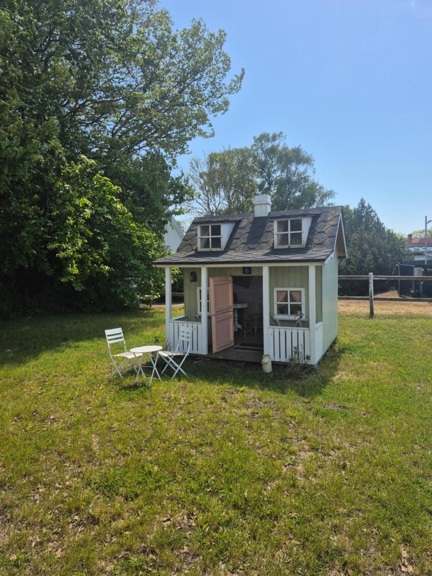 Litet Hus I Mysig By Naera Havet Villa Ystad Ngoại thất bức ảnh